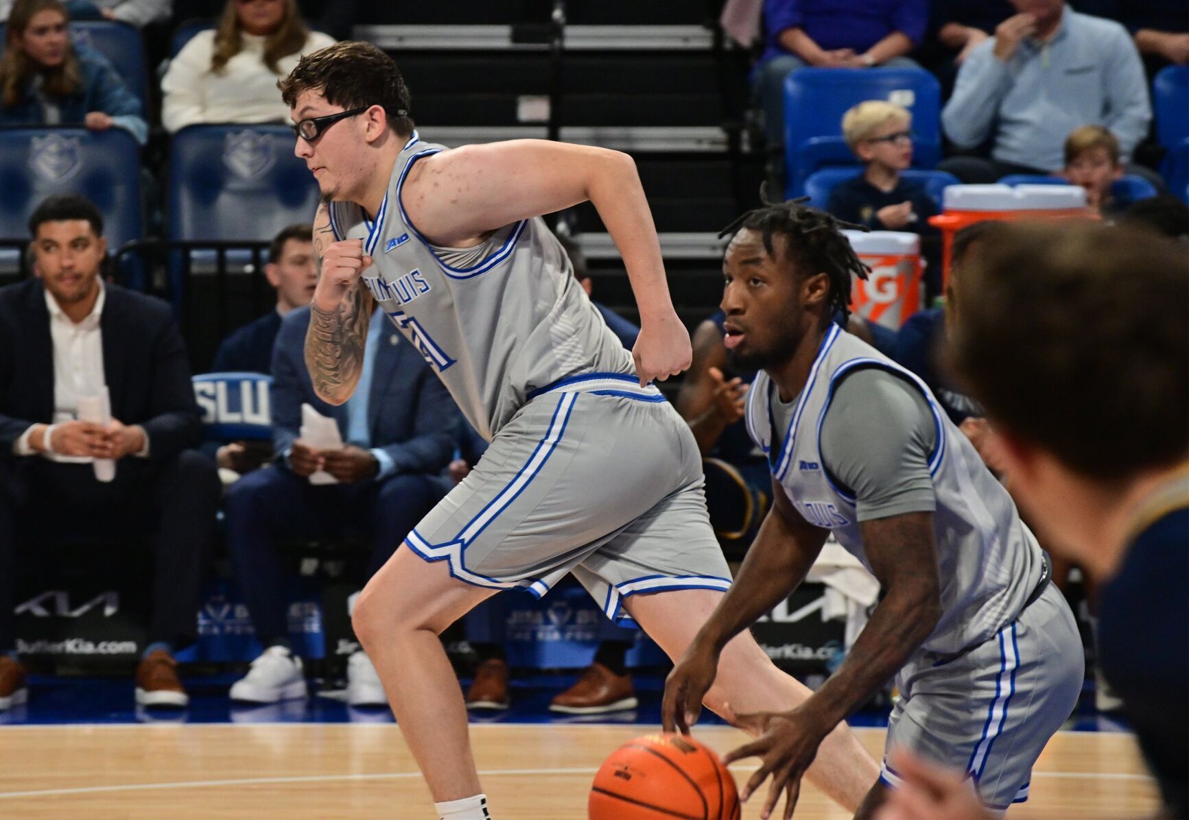 SLU wins a game of inches as Jimerson, Swope, Avila take their turns scoring in 93-90 win